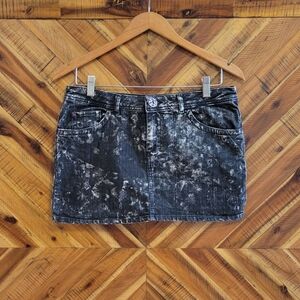 Denim mini skirt black acid wash